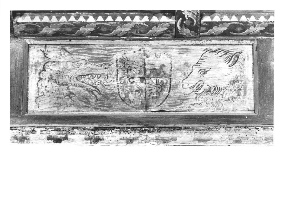 teste di animali fantastici con stemma/ motivi decorativi floreali (dipinto) - ambito veneto (sec. XV)