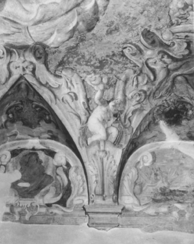 motivi decorativi a finti stucchi/ putto/ festone con frutta/ mascheroni (dipinto) - ambito veneto (sec. XVII)