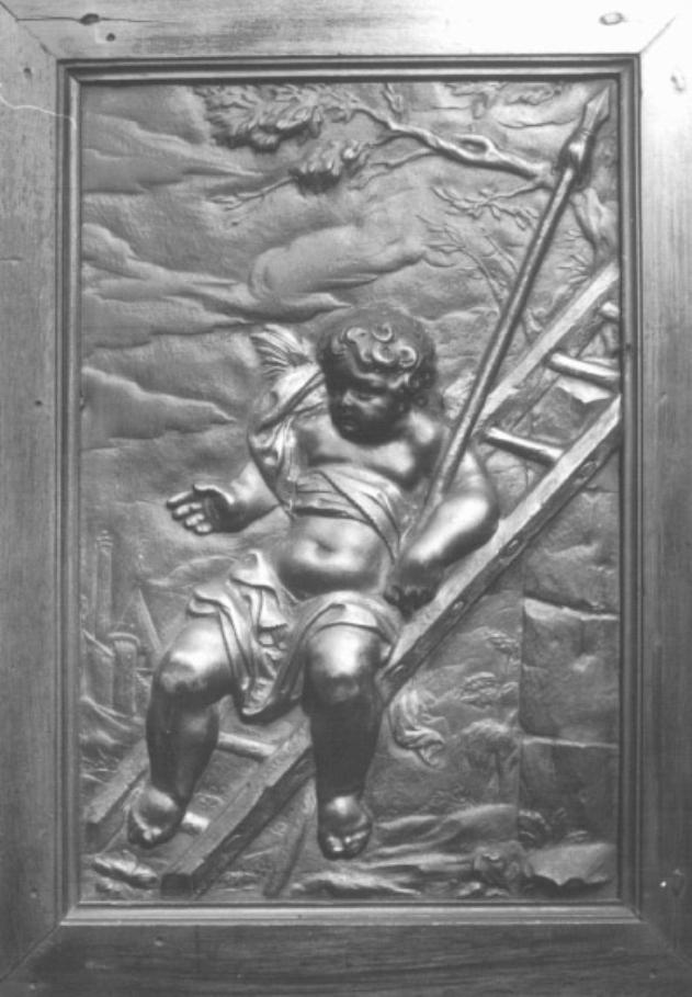 angioletto con simboli della passione: scala/ lancia (rilievo) di De Magris Giuseppe (sec. XVII)