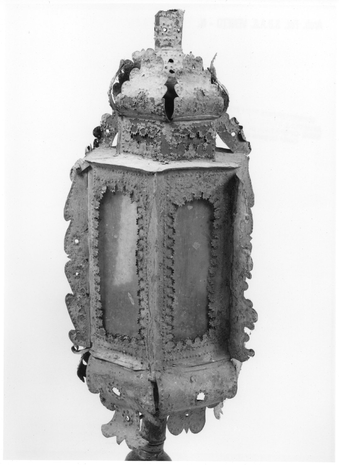 lanterna processionale - ambito bellunese (prima metà sec. XX)