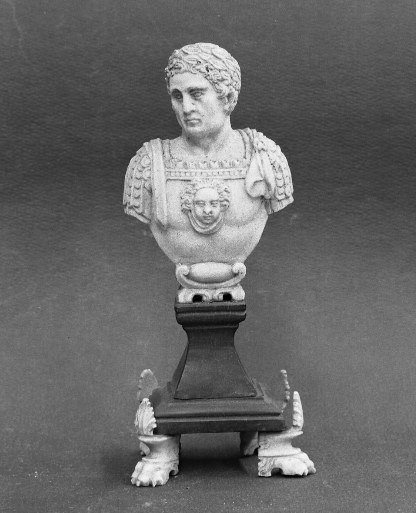 busto ritratto d'uomo (busto, opera isolata) - ambito Italia centro-settentrionale (sec. XVI)