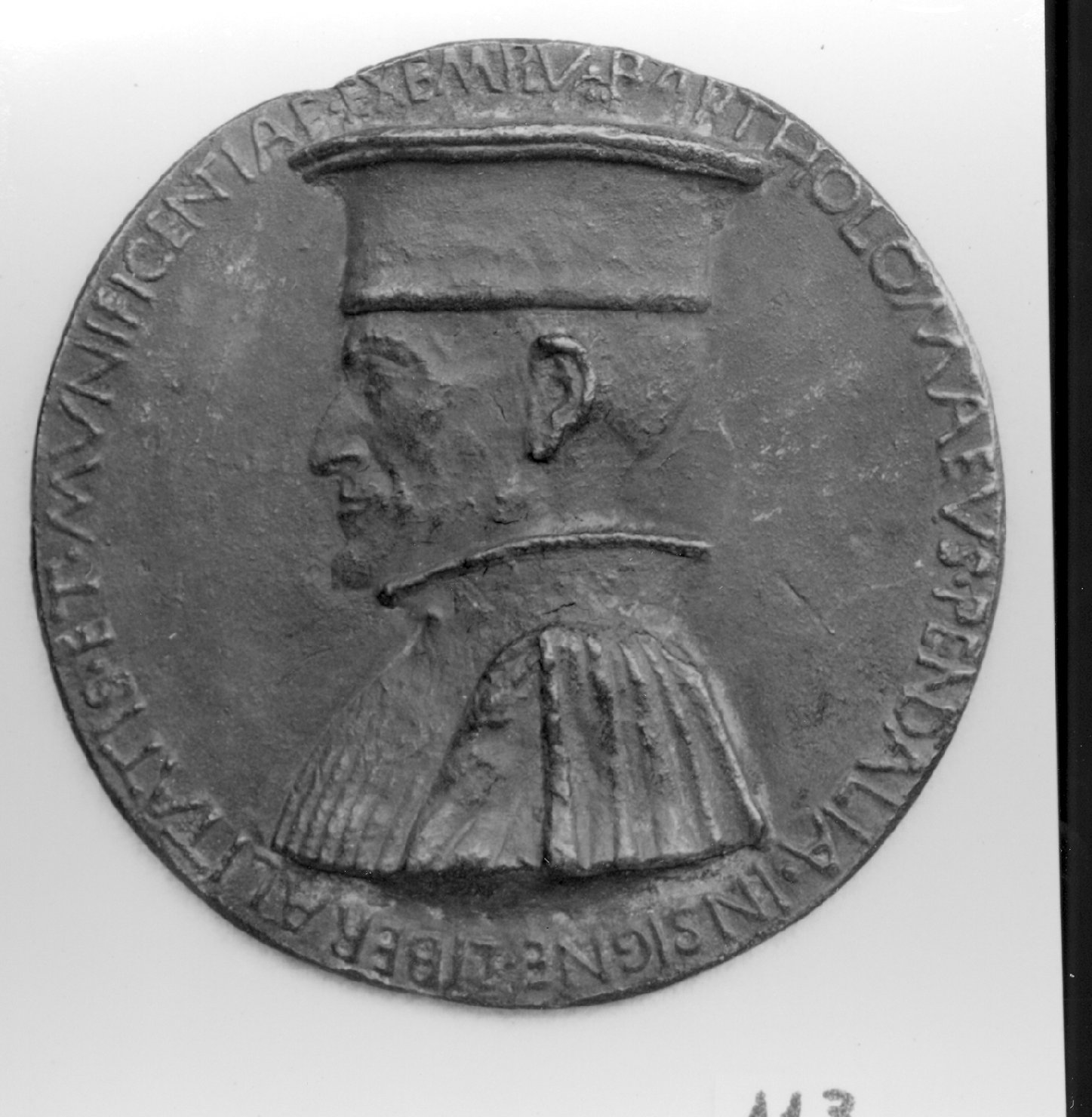 ritratto d'uomo di profilo (medaglia, elemento d'insieme) di Sperandio (secc. XV/ XVI)