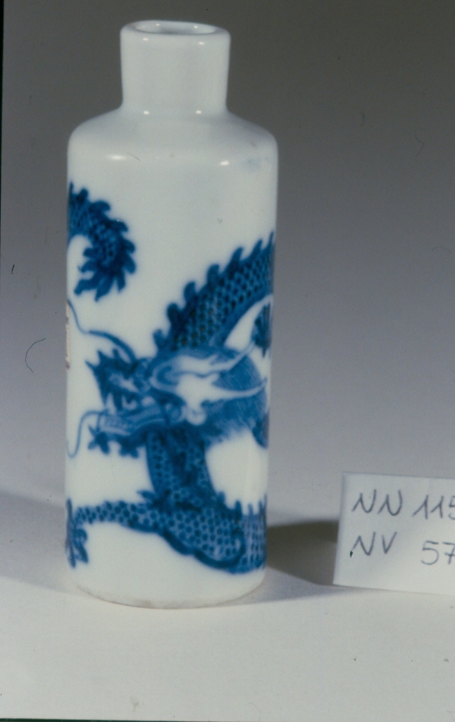 drago (tabacchiera, opera isolata) - ambito cinese (secc. XVII/ XIX)