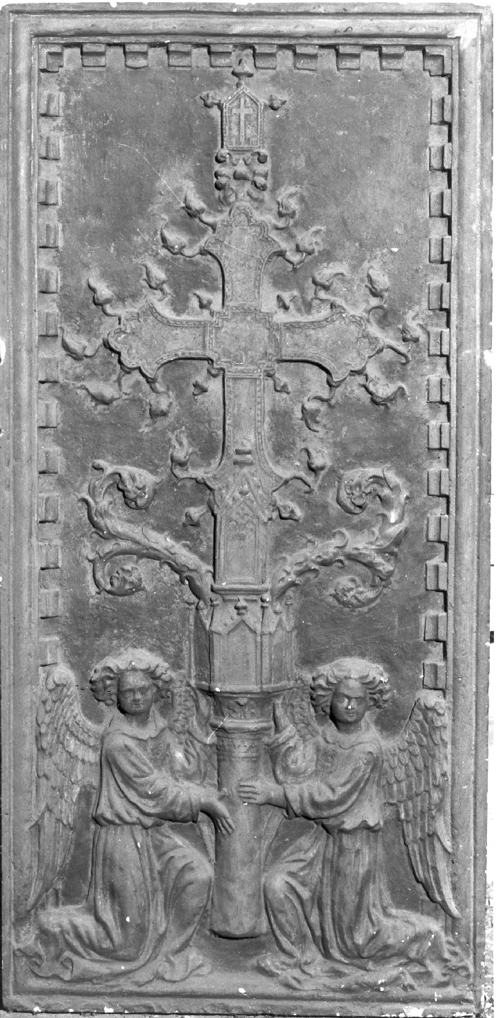 angeli sorreggenti la croce (scultura, opera isolata) - ambito veneto (sec. XIV)