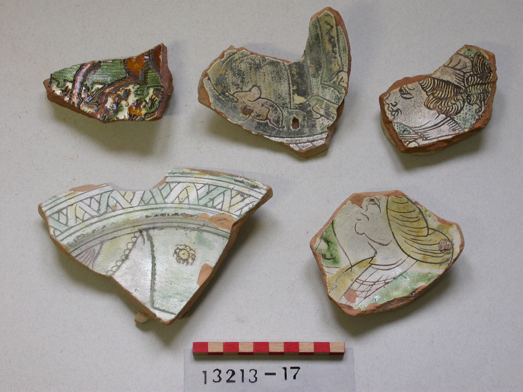 motivi decorativi zoomorfi (piatto, frammento) - ambito veneziano (secc. XV/ XVI)