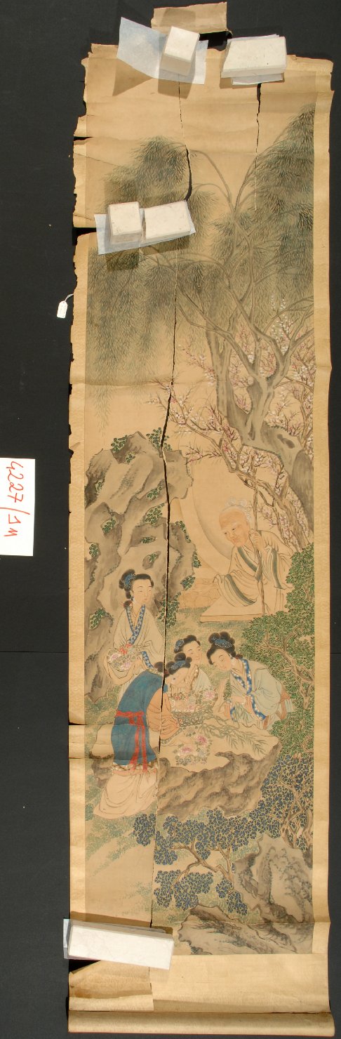 Fanciulle e anziana in un giardino di palazzo, giardino con figure femminili (dipinto) - ambito cinese (prima metà sec. XIX)