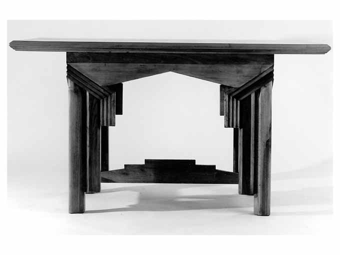 tavolo, serie di Cambellotti Duilio (sec. XX)