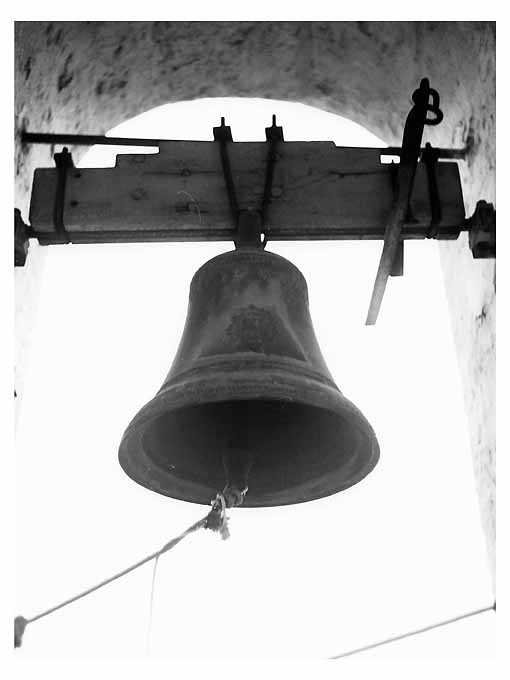 campana, opera isolata di Giustozzi Nicola (sec. XX)