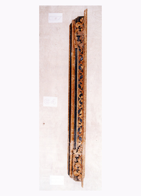 cornice, frammento - ambito pugliese (seconda metà sec. XVII)