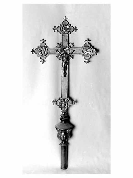 croce processionale - ambito Italia meridionale (secc. XIX/ XX)