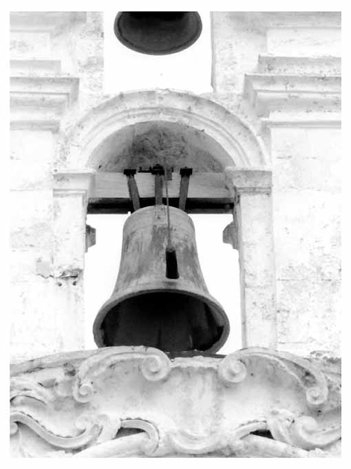 campana di De Mitri Leonardo - ambito salentino (sec. XVIII)