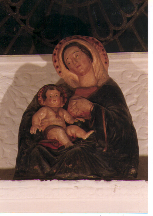 Madonna del Latte (statua) - ambito Italia meridionale (secc. XV/ XVI)
