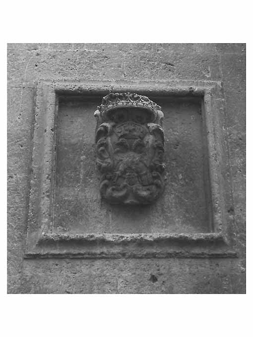 stemma di Carlo VI Asburgo (rilievo) - ambito pugliese (sec. XVIII)