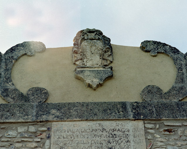 stemma (decorazione plastico-architettonica, opera isolata) - ambito pugliese (sec. XVIII)