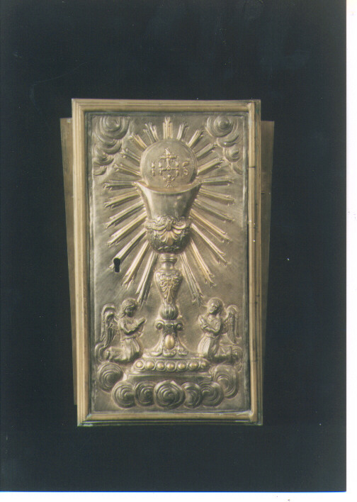 angeli adoranti il calice eucaristico (sportello di tabernacolo) - ambito Italia meridionale (secc. XIX/ XX)