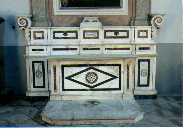 altare - ambito pugliese (fine/inizio secc. XIX/ XX)