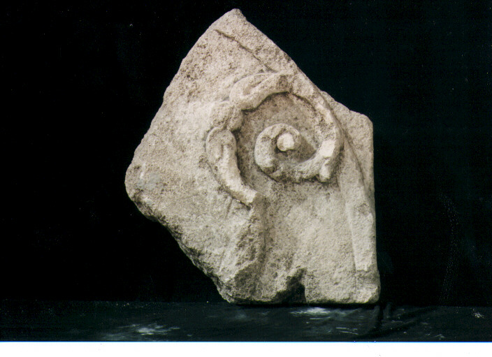 scultura, elemento d'insieme - ambito pugliese (prima metà sec. XVII)