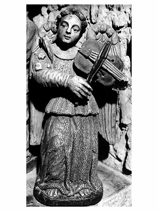 Nativita', angelo musicante con viola (statuetta di presepio) - bottega pugliese (sec. XVI)