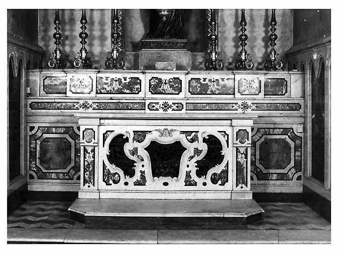 altare - ambito napoletano (prima metà sec. XVIII)