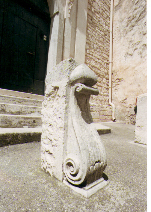 mensola architettonica, frammento - ambito Italia meridionale (sec. XVIII)