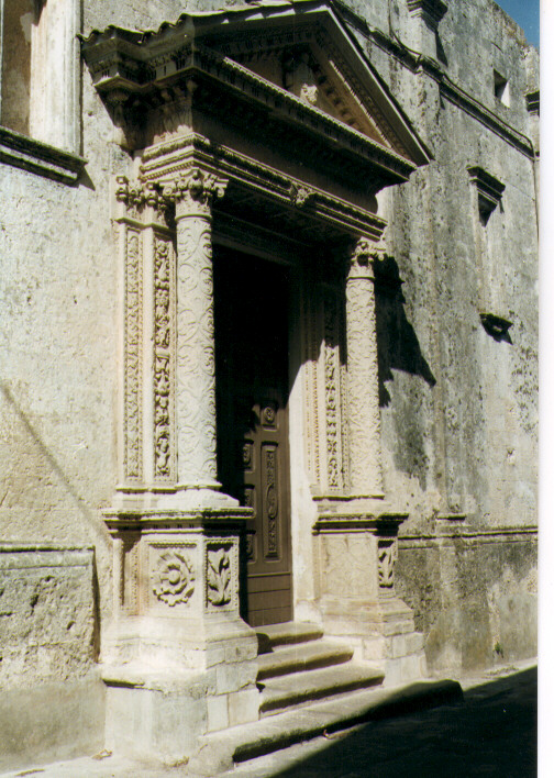 portale di Tarantino Giovanni Maria (sec. XVI)