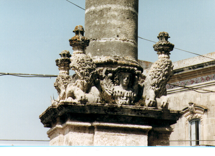 leoni, cherubino (gruppo scultoreo) di Buffelli Placido (bottega) (secc. XVII/ XVIII)