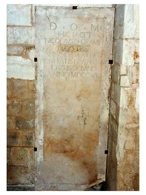 lapide tombale - ambito pugliese (sec. XVIII)