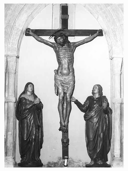 crocifissione di Cristo con la Madonna e San Giovanni Evangelista (gruppo scultoreo) - ambito pugliese (secc. XVI/ XVII)