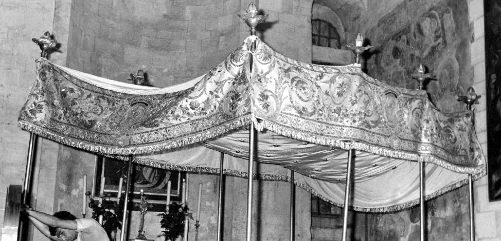 baldacchino processionale - a cielo fluttuante - manifattura pugliese (sec. XIX)