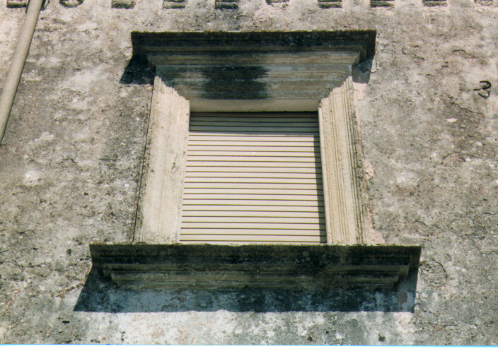 mostra di finestra - ambito salentino (prima metà sec. XVIII)