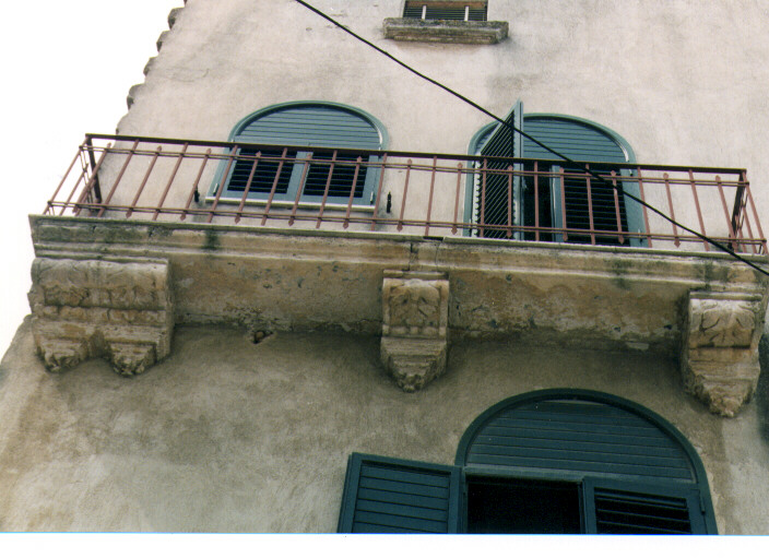 balcone - ambito salentino (primo quarto sec. XVIII)