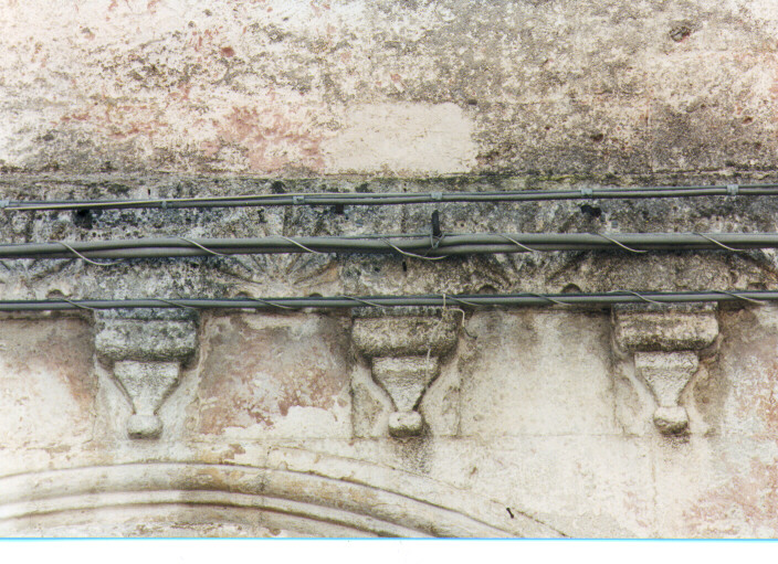 cornice architettonica - ambito salentino (primo quarto sec. XVII)