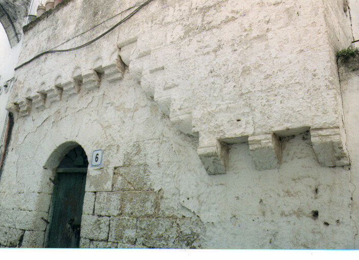 cornice - ambito salentino (primo quarto sec. XVII)