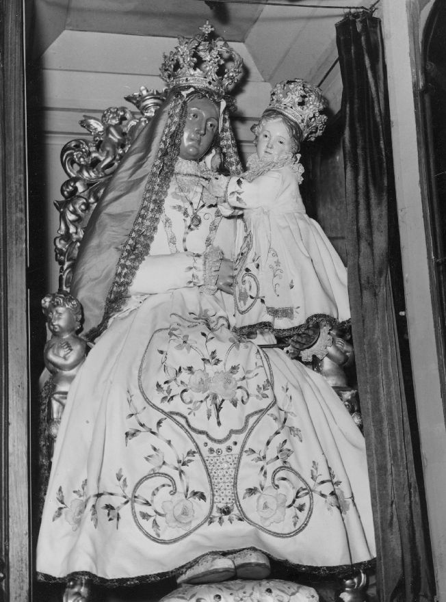 Prottetrice di Binetto, Madonna di Costantinopoli (statua) - ambito napoletano, ambito piemontese (sec. XIX)