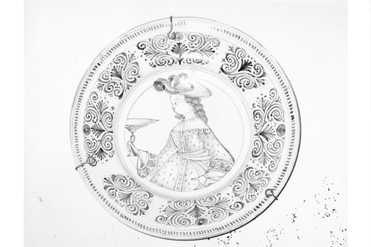 Figura di dama di profilo (piatto) - manifattura di Laterza (secc. XVII/ XVIII)