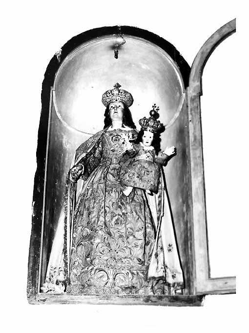 Santa Maria Consolatrice, Madonna con Bambino (gruppo scultoreo) - ambito Italia meridionale (sec. XVII)