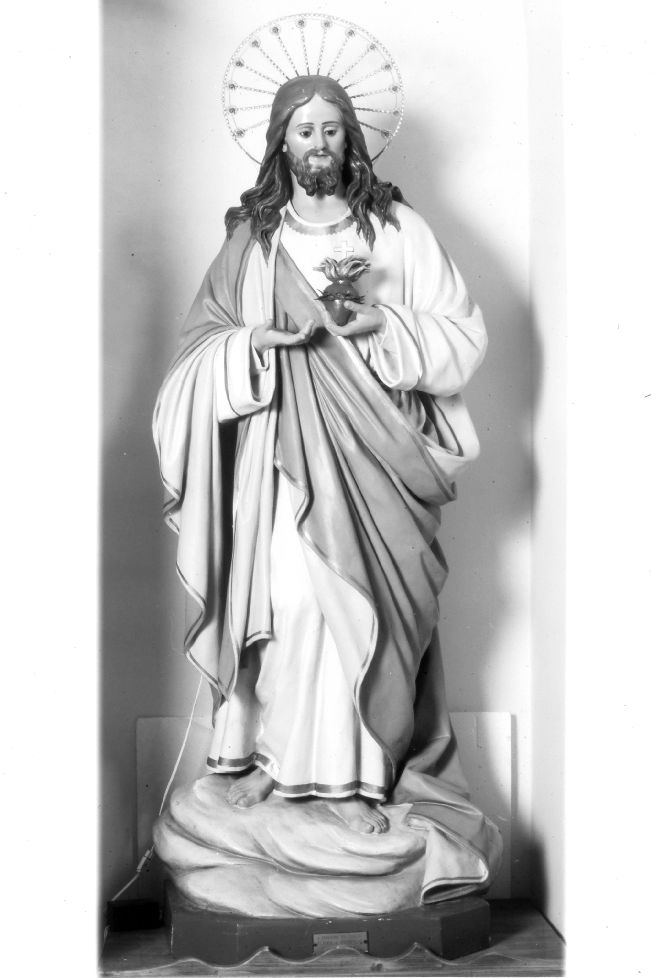 Sacro Cuore di Gesù (statua) di Manzo Giuseppe (primo quarto sec. XX)