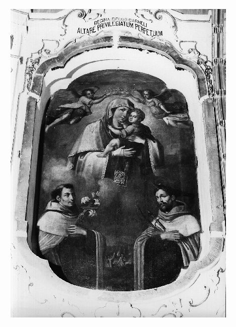 Madonna del Carmine e santi carmelitani, Madonna del Carmine tra i santi Giovanni della Croce e Alberto da Vercelli (dipinto) - ambito pugliese (metà sec. XVI)