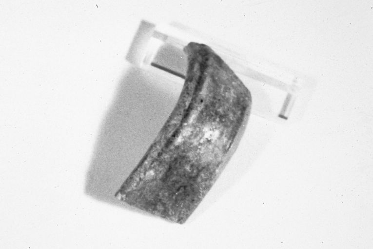 anfora, frammento - produzione apulo-lucana (metà sec. XIII)