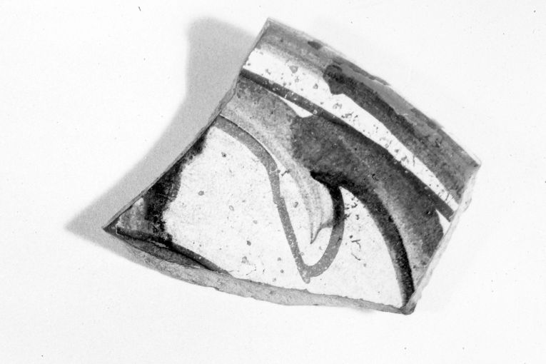 motivo decorativo geometrico (ciotola, frammento) - produzione apulo-lucana (fine sec. XIII)