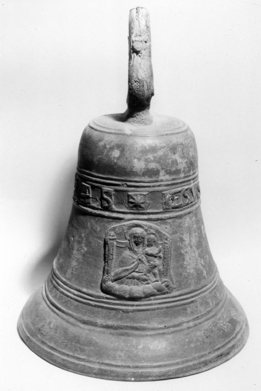 campana, opera isolata - ambito pugliese (sec. XVI)