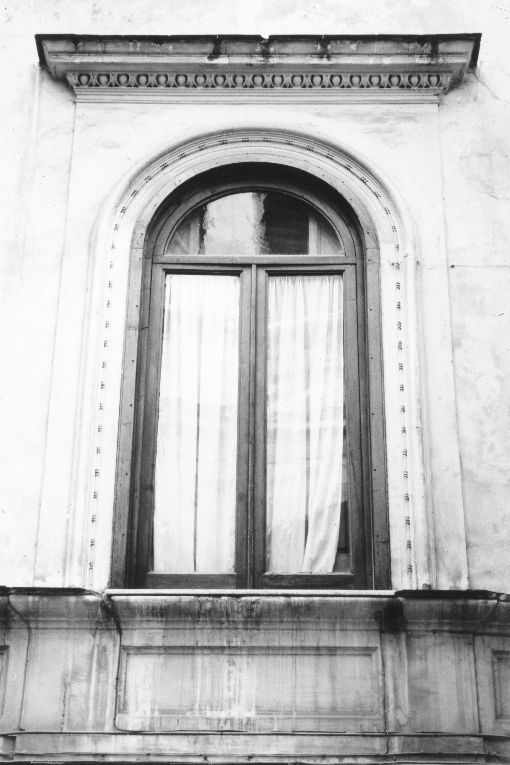 mostra di finestra, coppia - ambito pugliese (prima metà sec. XVII)