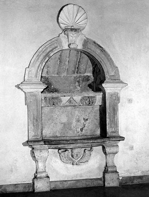 lavabo - produzione pugliese (sec. XVIII)