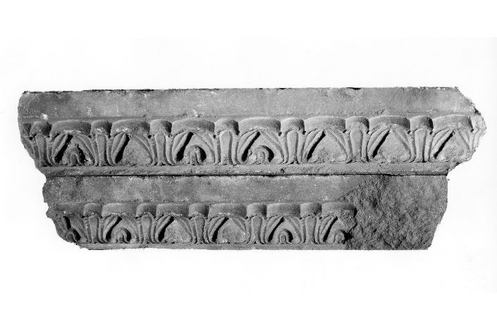 cornice, frammento - ambito pugliese (secc. XII/ XIII)