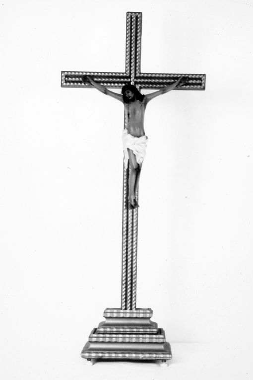 croce d'altare - ambito salentino (prima metà sec. XX)
