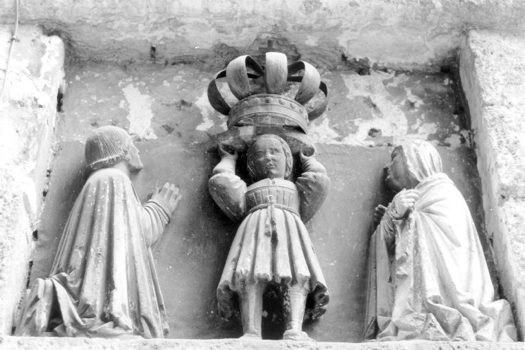 Gesù bambino tra San Domenico e santa Caterina (gruppo scultoreo) di Stefano da Putignano (primo quarto sec. XVI)