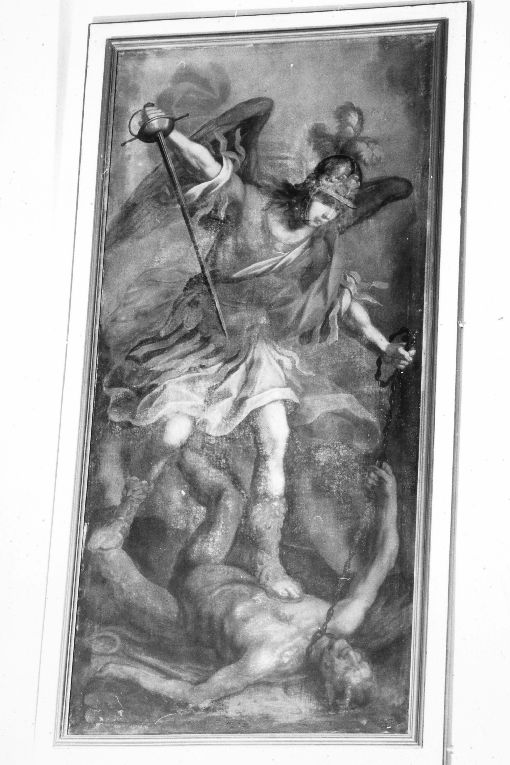 San Michele Arcangelo combatte Satana (dipinto, opera isolata) - ambito leccese (secc. XVII/ XVIII)
