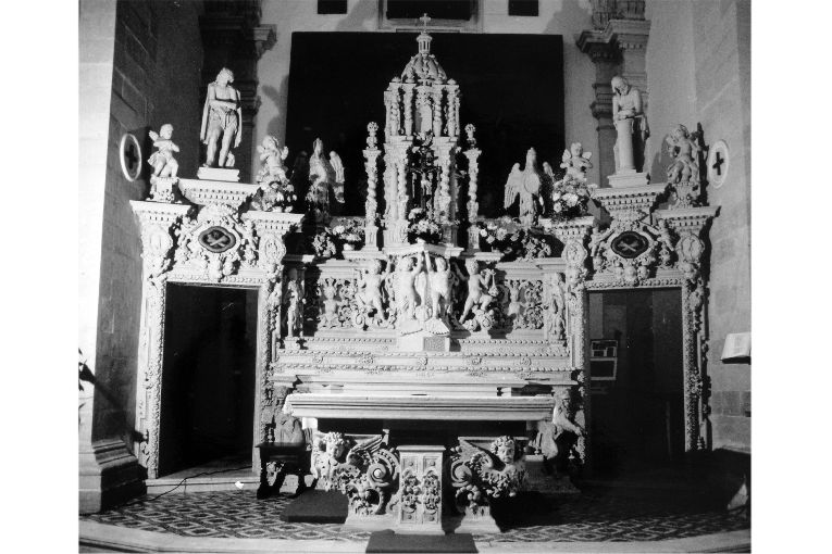 altare maggiore - ambito salentino (ultimo quarto sec. XVII)