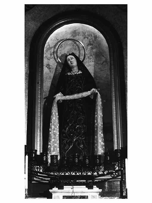 Madonna Addolorata (scultura) di Maccagnani Eugenio (bottega) (sec. XIX)