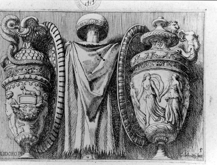 trofei d'armi e vasi (stampa, serie) di Polidoro da Caravaggio, Galestruzzi Giovan Battista (sec. XVII)